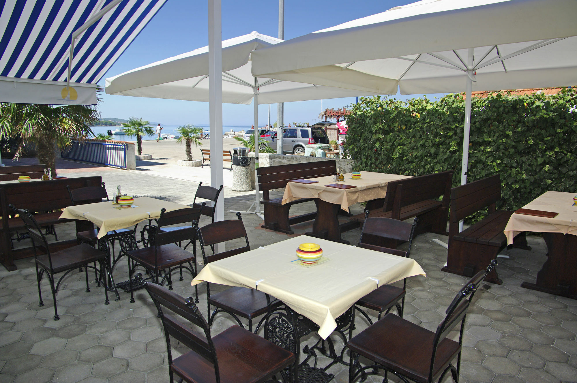 Aparthotel Marina Gromela Mirce Zewnętrze zdjęcie